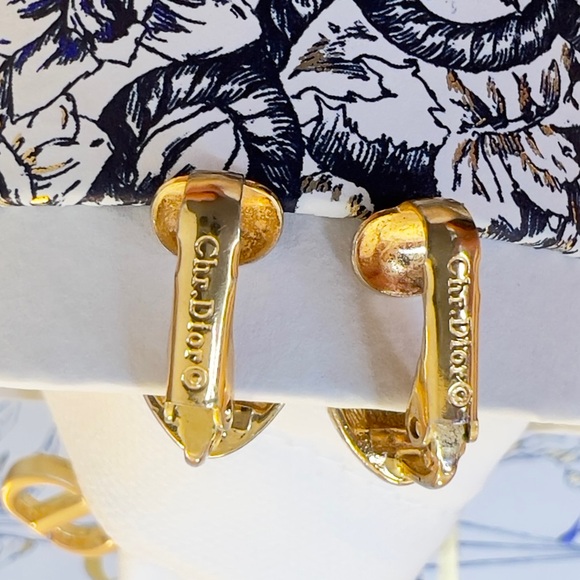 DIOR “Saddle” Gold Plated Clip On Earrings Authentic Christian Dior Jewelry - Picture 8 of 10